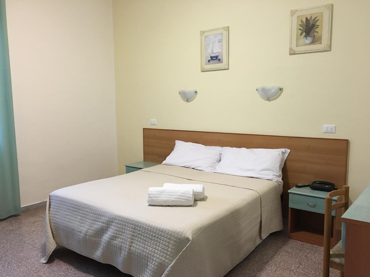 Hotel Valente ออร์โตนา ภายนอก รูปภาพ