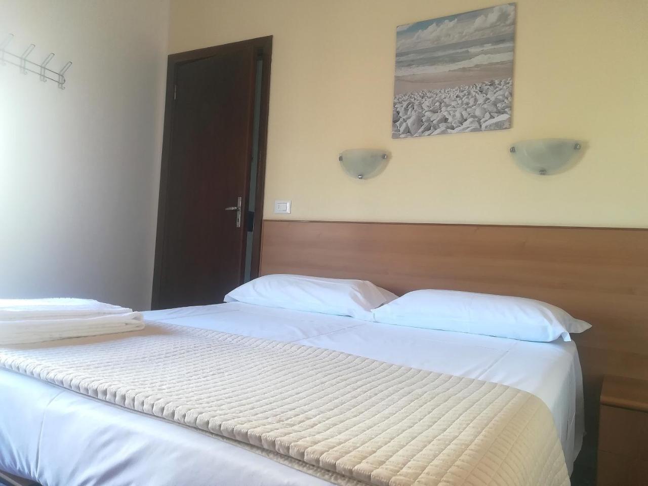 Hotel Valente ออร์โตนา ภายนอก รูปภาพ