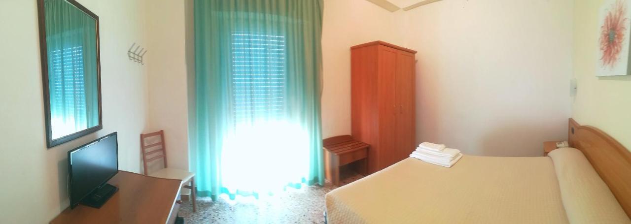 Hotel Valente ออร์โตนา ภายนอก รูปภาพ